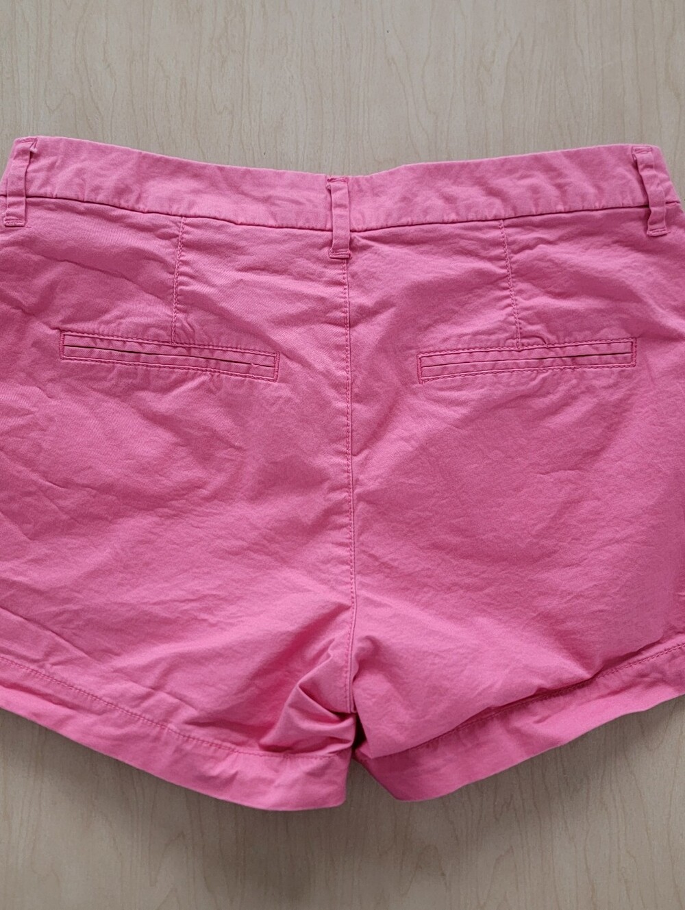 Old Navy Coral Pink Chino Bermuda Shorts Size 4 - Picture 4 of 4